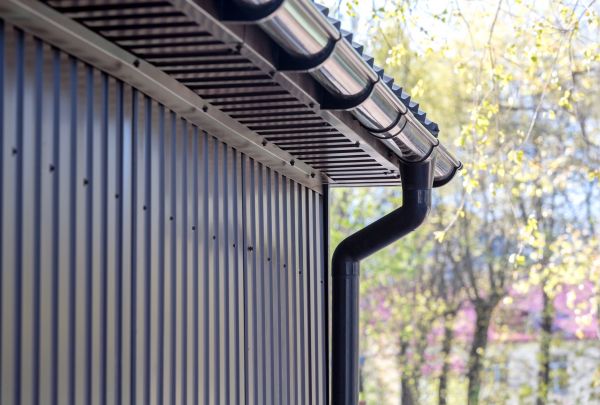 Sheet Metal Siding Repair in Bellevue