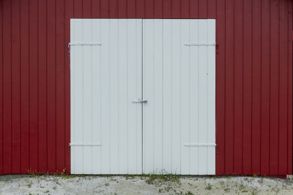 Pole Barn Siding Installation in Bellevue