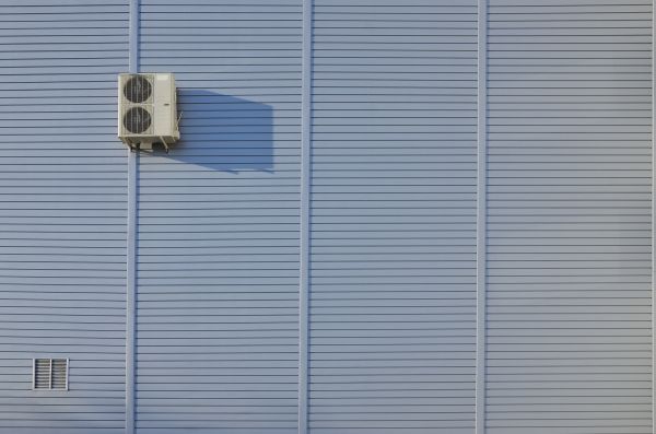 Flat Metal Siding Installation in Bellevue